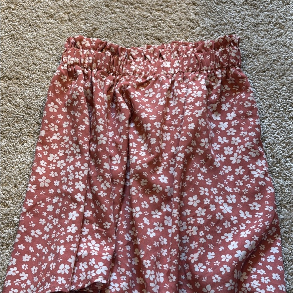 Floral Print Skirt in Pink and White